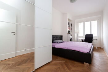 Pronájem bytu 2+kk v družstevním vlastnictví 47 m², Praha 4 - Nusle