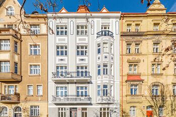 Prodej bytu 1+kk v osobním vlastnictví 30 m², Praha 7 - Bubeneč