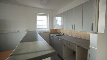 Prodej kancelářských prostor 347 m², Praha 10 - Michle