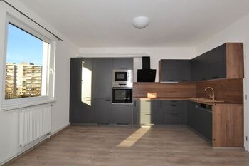 Pronájem bytu 1+kk v osobním vlastnictví 37 m², Praha 9 - Černý Most