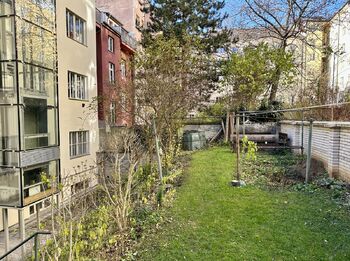 Prodej bytu 2+kk v osobním vlastnictví 43 m², Praha 10 - Vršovice