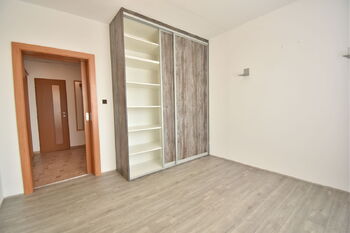 Pronájem bytu 3+1 v osobním vlastnictví 77 m², Hradec Králové