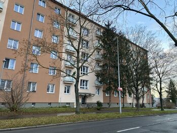 Dům - Pronájem bytu 2+1 v osobním vlastnictví 64 m², Praha 4 - Záběhlice