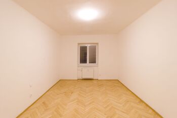 Pronájem bytu 2+1 v osobním vlastnictví 73 m², Tábor