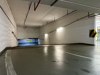 Prodej garážového stání 18 m², Praha 10 - Strašnice