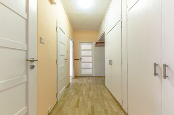 Prodej bytu 2+1 v osobním vlastnictví 52 m², Praha 10 - Strašnice