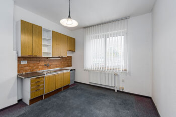 Prodej domu 275 m², Praha 6 - Liboc