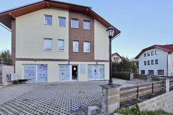 Pronájem obchodních prostor 108 m², Velké Přílepy