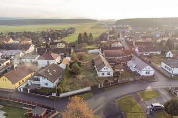 Prodej pozemku 1798 m², Zruč-Senec