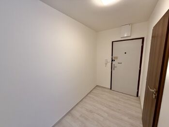 Pronájem bytu 2+kk v osobním vlastnictví 35 m², Praha 4 - Chodov