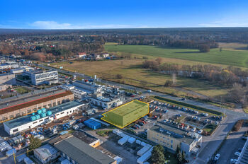 označení stavby v lokalitě - Prodej obchodních prostor 877 m², Hradec Králové