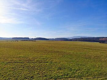 Prodej pozemku 4000 m², Kamenný Újezd