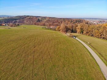 Prodej pozemku 4000 m², Kamenný Újezd