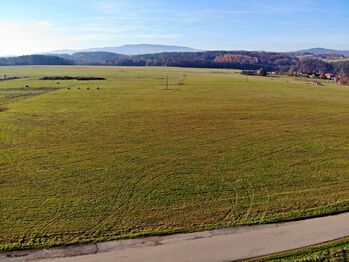 Prodej pozemku 4000 m², Kamenný Újezd