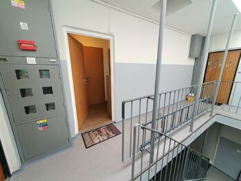 Pronájem bytu 1+kk v osobním vlastnictví 26 m², Kladno