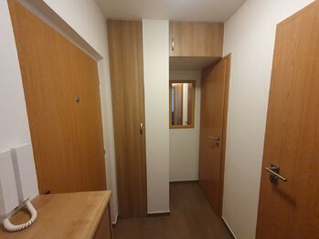 Pronájem bytu 1+kk v osobním vlastnictví 26 m², Kladno