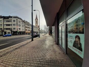 Pronájem obchodních prostor 123 m², Plzeň