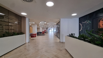 Prodej obchodních prostor 165 m², Praha 8 - Karlín