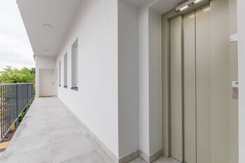 Pronájem bytu 2+kk v osobním vlastnictví 42 m², Praha 8 - Libeň