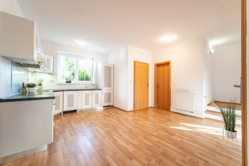 Prodej domu 97 m², Praha 9 - Hostavice