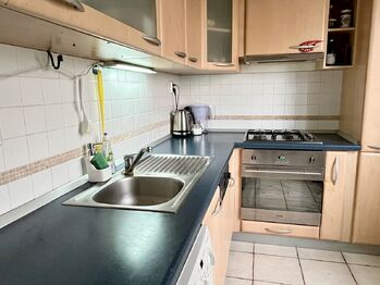 Prodej bytu 2+1 v osobním vlastnictví 57 m², Praha 10 - Vršovice