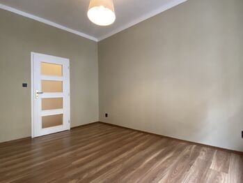 Pronájem bytu 2+1 v osobním vlastnictví 52 m², Praha 3 - Žižkov