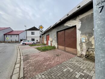 Prodej garáže 136 m², Šternberk