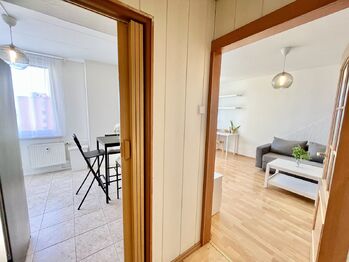 Pronájem bytu 2+1 v osobním vlastnictví 38 m², Praha 10 - Záběhlice