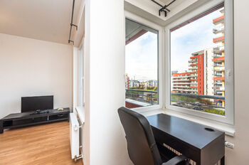 Pronájem bytu 1+kk v osobním vlastnictví 35 m², Praha 9 - Letňany