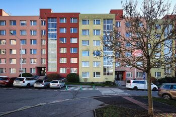 Pronájem bytu 3+1 v osobním vlastnictví 92 m², Praha 9 - Černý Most