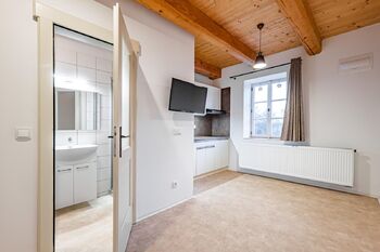 Pronájem bytu 1+kk v osobním vlastnictví 24 m², Bělá pod Bezdězem