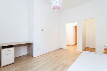 Pronájem bytu 3+kk v osobním vlastnictví 79 m², Praha 4 - Nusle