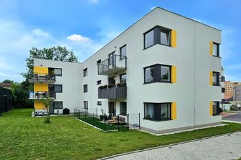 bytový dům - Pronájem bytu 2+kk v osobním vlastnictví 57 m², Kutná Hora