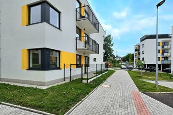 bytový dům - Pronájem bytu 2+kk v osobním vlastnictví 57 m², Kutná Hora