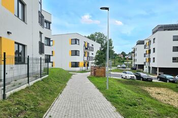 bytový dům - Pronájem bytu 2+kk v osobním vlastnictví 57 m², Kutná Hora