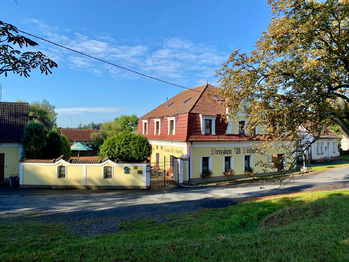 Prodej ubytovacího zařízení 960 m², Jesenice