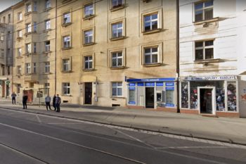 Pohled z ulice - 1. kancelář - Pronájem kancelářských prostor 75 m², Praha 2 - Nusle