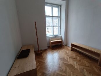 Pronájem kancelářských prostor 200 m², Praha 5 - Smíchov