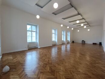 Pronájem kancelářských prostor 200 m², Praha 5 - Smíchov