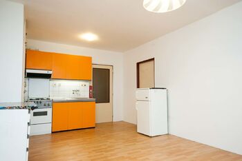 Pronájem bytu 2+kk v osobním vlastnictví 45 m², Praha 10 - Strašnice