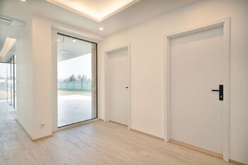 Prodej domu 300 m², Vestec