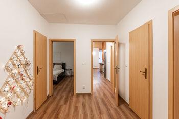 Pronájem domu 124 m², Praha 5 - Zbraslav