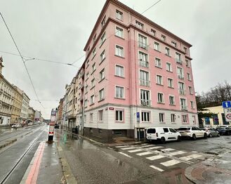 Pronájem bytu 1+1 v osobním vlastnictví 51 m², Praha 8 - Libeň