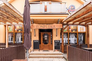 Pronájem restaurace 160 m², Kuřim