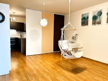 Pronájem bytu 2+kk v osobním vlastnictví 85 m², Praha 10 - Horní Měcholupy