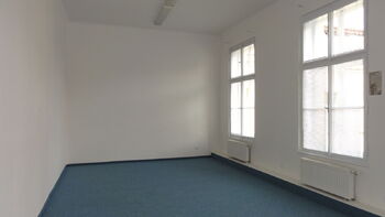 Pronájem kancelářských prostor 33 m², Praha 5 - Smíchov