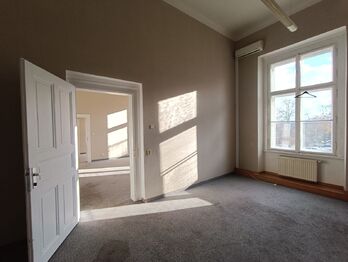 Pronájem kancelářských prostor 58 m², Praha 5 - Smíchov