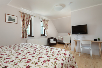 Prodej ubytovacího zařízení 470 m², Závada