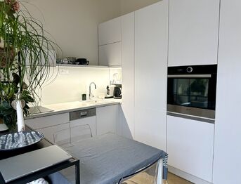 Prodej bytu 1+kk v osobním vlastnictví 31 m², Praha 10 - Vršovice