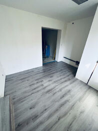 Pronájem obchodních prostor 50 m², Rožnov pod Radhoštěm